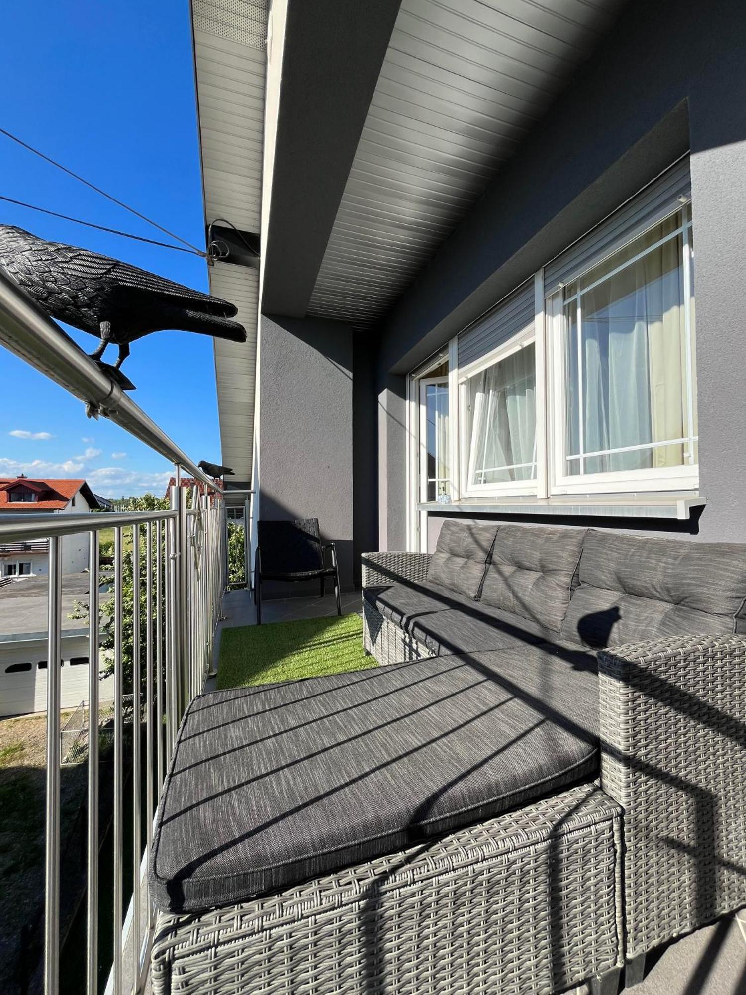 Apartman Tony Deluxe Near Zagreb Airport Velika Gorica Dış mekan fotoğraf
